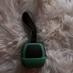 BarkBox: Super-chewer